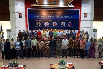 Workshop Machine Learning & Deep Learning Perdana di Jatim berlangsung di Untag Surabaya